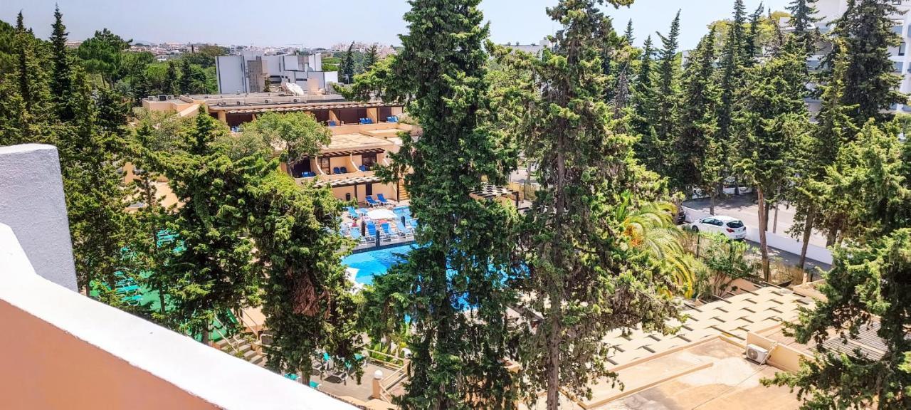 Blue & Yellow Penthouse With Terrace At Balaia Mar Албуфейра Экстерьер фото